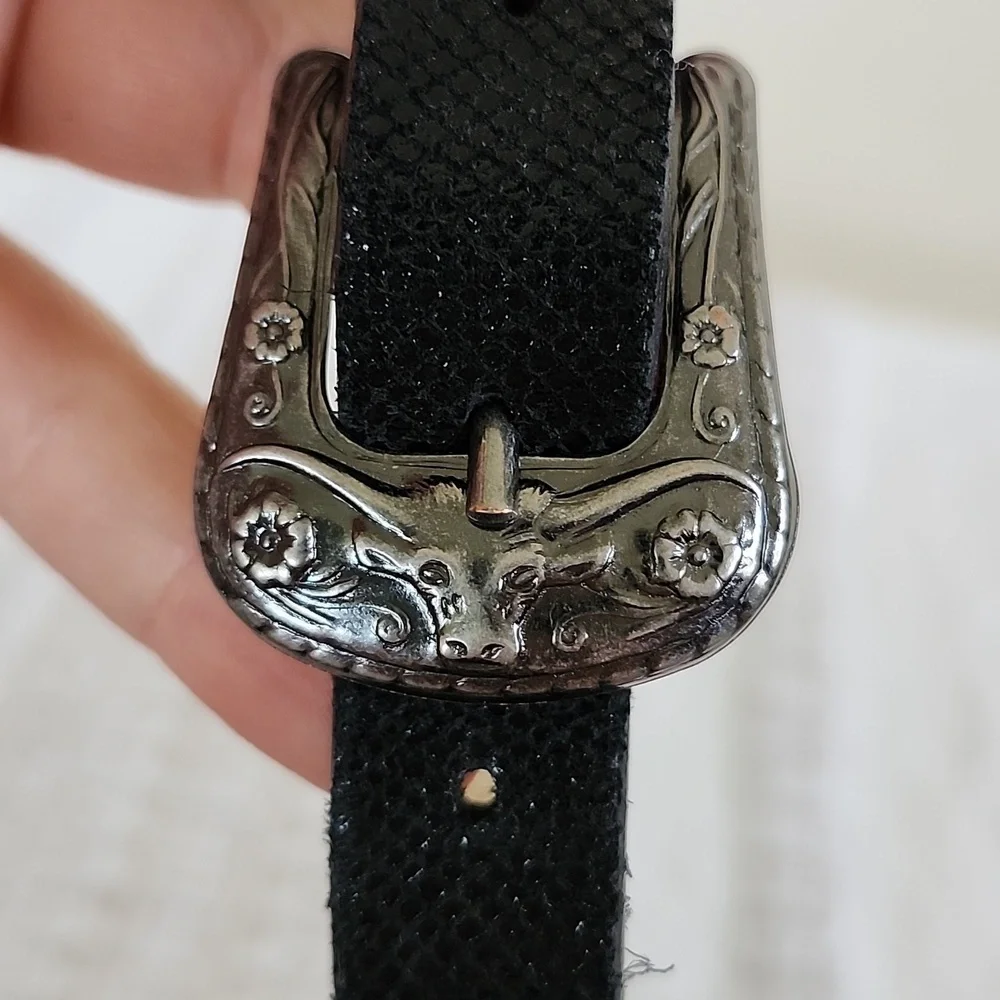 Levis double buckle genuine leather black belt, steer floral silver metal buckle